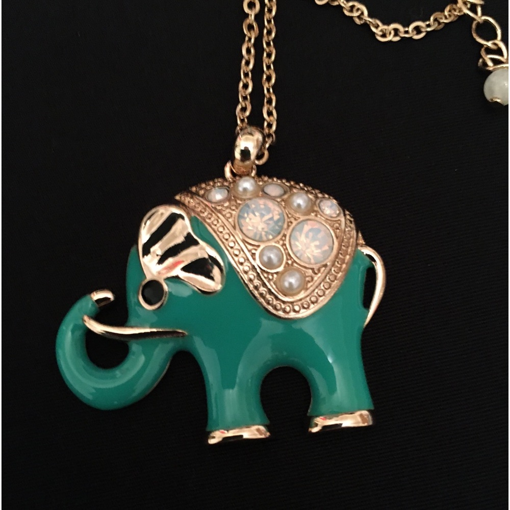 Elephant Necklace - Picture 3 of 6